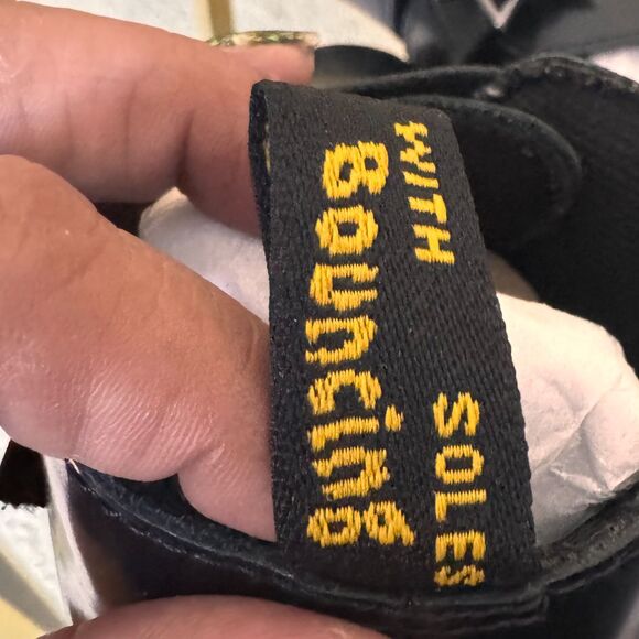 Dr. Martens Kids 1460 Star Strap Boots Black Patent Leather – Size US 3 - Picture 7 of 10